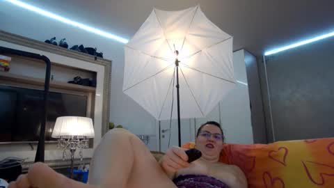 SweetRaisa online show from 11.02.25