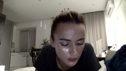sweetsatalana online show from 06.19.26