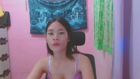 Mia online show from 06.23.26