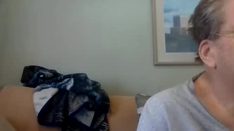 Snapshot of sweetsforu326 chatting on 01.10.25 sweetbrowneyes623 online show from 01.10.25