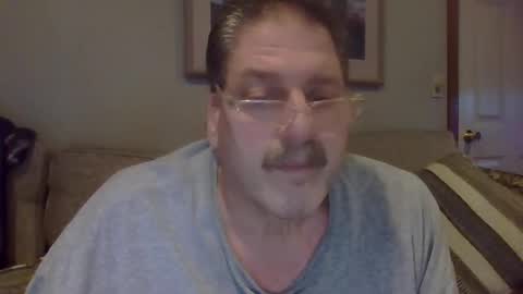 Snapshot of sweetsforu326 chatting on 01.30.25 sweetbrowneyes623 online show from 01.30.25