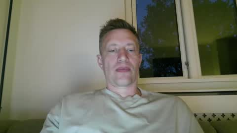 Snapshot of sweetsinner83 chatting on 05.13.26 sweetsinner83 online show from 05.13.26