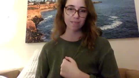 Snapshot of sweetsocalgirl chatting on 12.14.25 sweetsocalgirl online show from 12.14.25