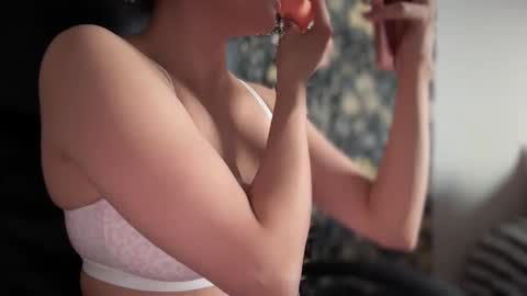 sweetssmashed online show from 11.18.25