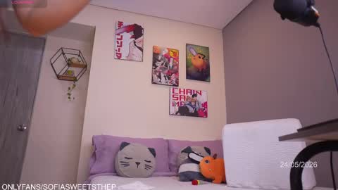 Snapshot of sweetsthep22 chatting on 05.27.26 Sofia online show from 05.27.26