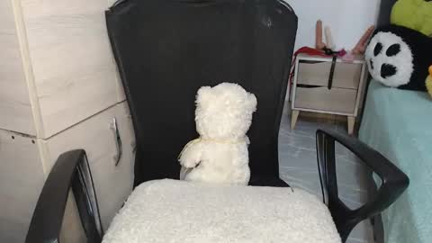 Snapshot of sweett_candy1 chatting on 11.11.25 sweett_candy1 online show from 11.11.25