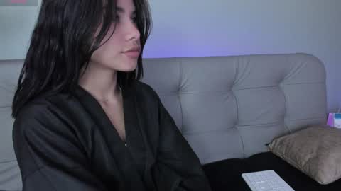    online show from 01.03.25