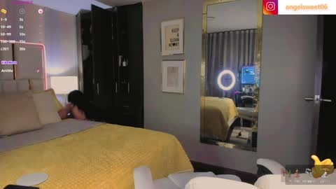 Snapshot of sweett_shinexx chatting on 01.14.25 angel online show from 01.14.25