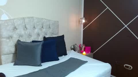 Scarlet online show from 10.02.25