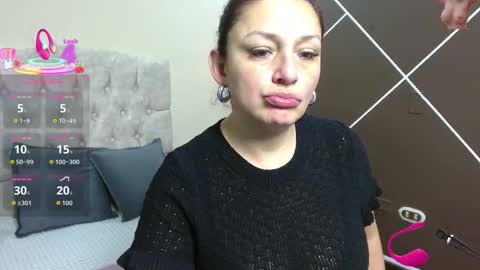 Scarlet online show from 11.08.25