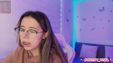 Veronica Independent Model online show from 12.05.25