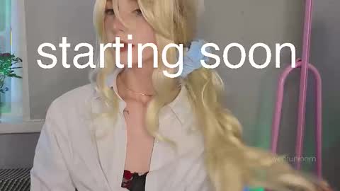 Elis  a little vacation Ill be here Saturday my schedules in bio online show from 09.27.25