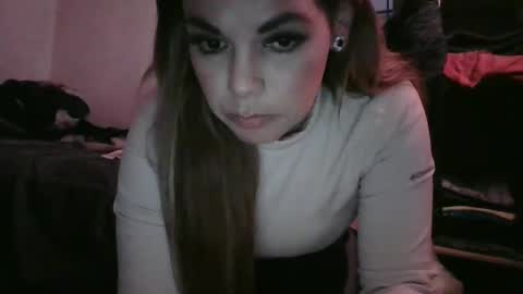 sweetwendi15 online show from 12.31.24