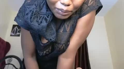 Snapshot of sweety_shawtys chatting on 12.13.24 shawtyshasha online show from 12.13.24