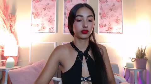 Snapshot of sweetylally chatting on 02.11.26 LAURA online show from 02.11.26