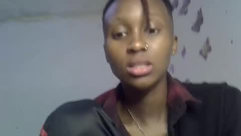 Snapshot of sweetypussy01 chatting on 10.07.25 sweetypussy01 online show from 10.07.25