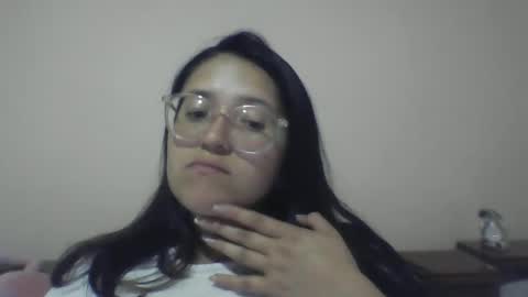 Snapshot of sweetyypeach chatting on 12.20.24 sweetyypeach online show from 12.20.24