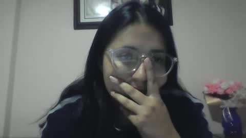 Snapshot of sweetyypeach chatting on 01.27.25 sweetyypeach online show from 01.27.25