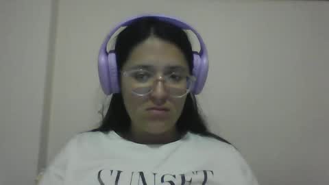 Snapshot of sweetyypeach chatting on 02.24.25 sweetyypeach online show from 02.24.25