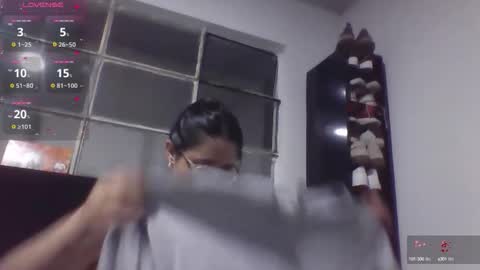 Snapshot of sweetyypeach chatting on 09.22.25 sweetyypeach online show from 09.22.25