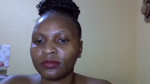 Snapshot of sweetzeal chatting on 05.14.26 sweetzeal online show from 05.14.26