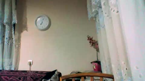 Snapshot of swergiu333 chatting on 02.16.26 Raymond online show from 02.16.26