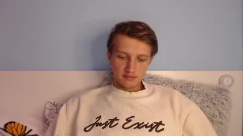 Snapshot of swetieecharmm chatting on 02.06.26 Cat online show from 02.06.26