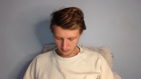 Snapshot of swetieecharmm chatting on 02.18.26 Cat online show from 02.18.26