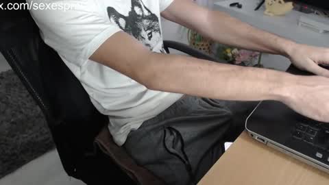 SwetLittleBoy4u online show from 11.04.25