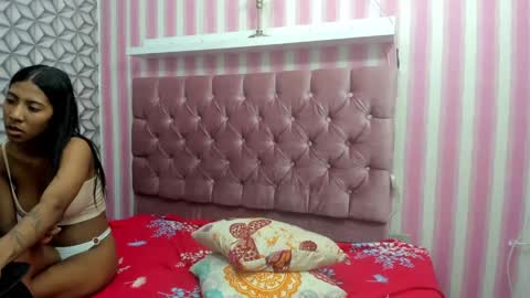 swett_lady_ online show from 02.23.25