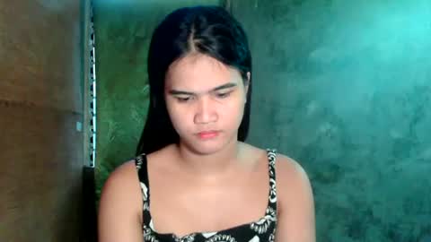 Snapshot of swettie_rhea chatting on 06.22.26 Rhea online show from 06.22.26
