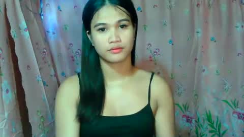 Snapshot of swettie_rhea chatting on 07.22.26 Rhea online show from 07.22.26