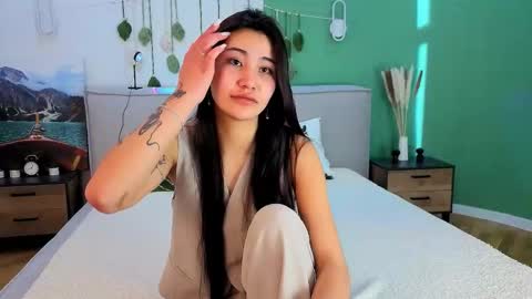 Snapshot of swiftarcana chatting on 03.09.26 Angela online show from 03.09.26