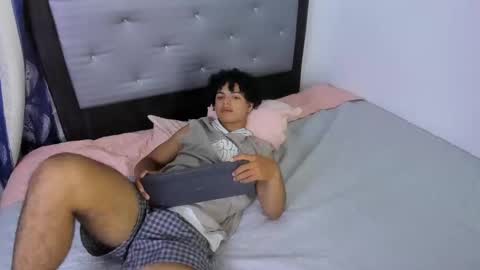 Snapshot of swwet_boy chatting on 01.09.25 swwet_boy online show from 01.09.25