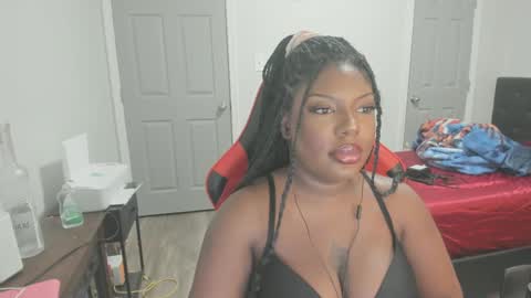 sxamleuy online show from 10.10.25