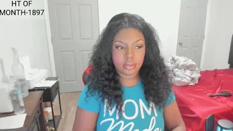 sxamleuy online show from 11.18.25