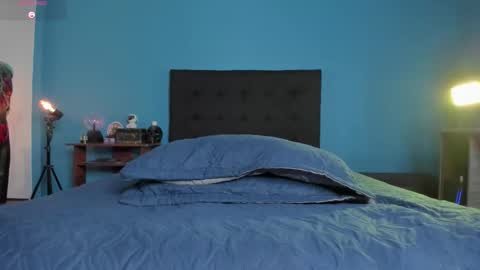 Snapshot of syd_onnfire chatting on 01.09.26 Syd online show from 01.09.26