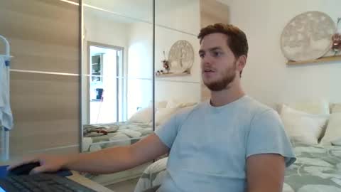 Snapshot of syl092 chatting on 09.14.25 syl092 online show from 09.14.25