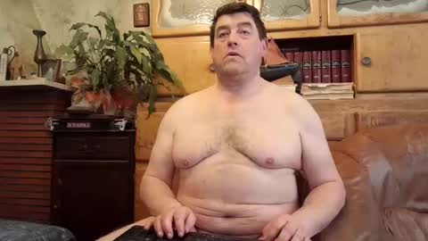 Snapshot of sympa_trique chatting on 02.15.25 sympa_trique online show from 02.15.25