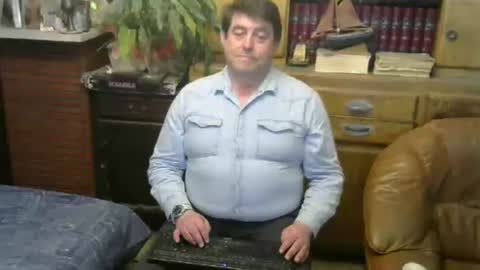 Snapshot of sympa_trique chatting on 03.11.25 sympa_trique online show from 03.11.25