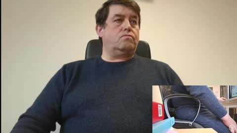 Snapshot of sympa_trique chatting on 10.15.25 sympa_trique online show from 10.15.25