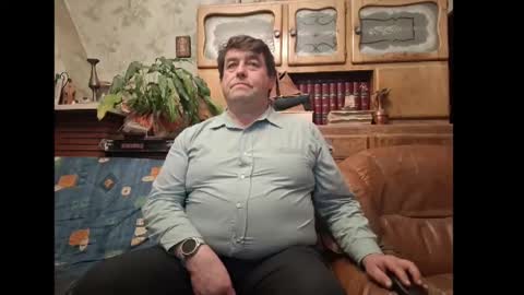 Snapshot of sympa_trique chatting on 10.20.25 sympa_trique online show from 10.20.25