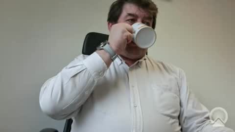 Snapshot of sympa_trique chatting on 10.24.25 sympa_trique online show from 10.24.25