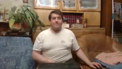 Snapshot of sympa_trique chatting on 10.25.25 sympa_trique online show from 10.25.25