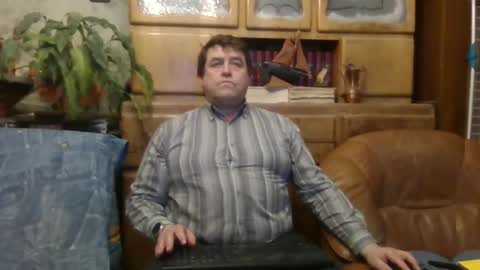 Snapshot of sympa_trique chatting on 02.16.26 sympa_trique online show from 02.16.26