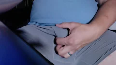 Dad Bod online show from 09.11.25