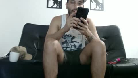 syylar_ online show from 12.17.25