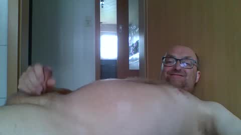 Snapshot of t0815 chatting on 05.15.26 t0815 online show from 05.15.26