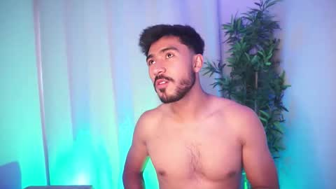 Snapshot of t0ny_wylie chatting on 02.03.26 t0ny_wylie online show from 02.03.26