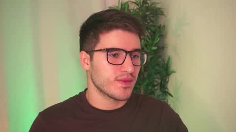 Snapshot of t0ny_wylie chatting on 02.14.26 t0ny_wylie online show from 02.14.26